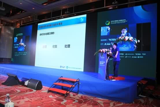 1529025926829058.jpg blob.jpg